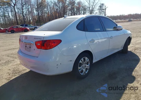 2010 Hyundai Elantra Gls z USA, uszkodzony, nr VIN KMHDU4AD5AU195369